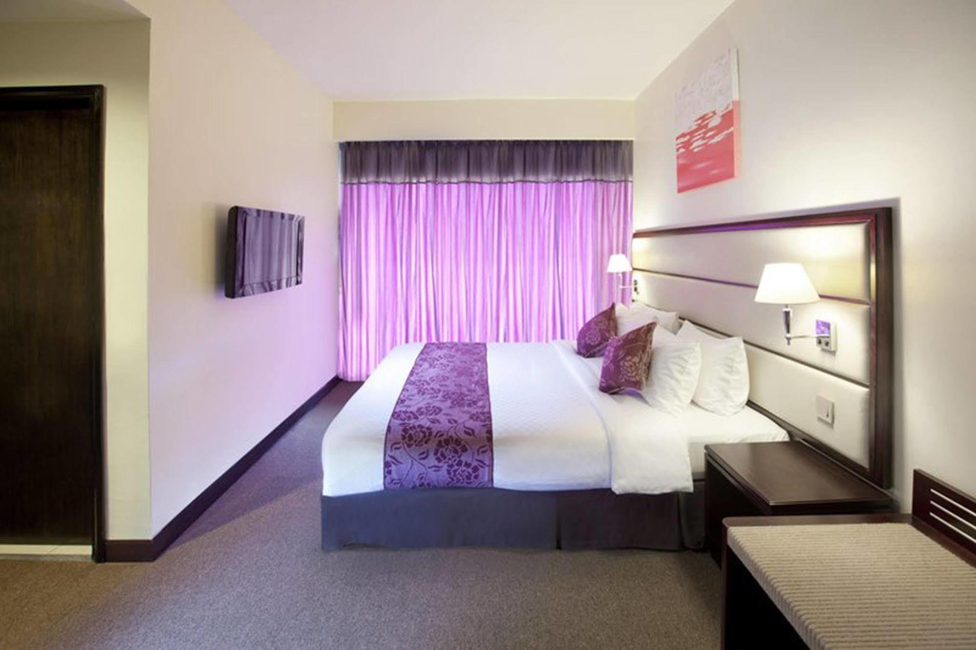 Hotel Silka Johor Bahru Exterior foto